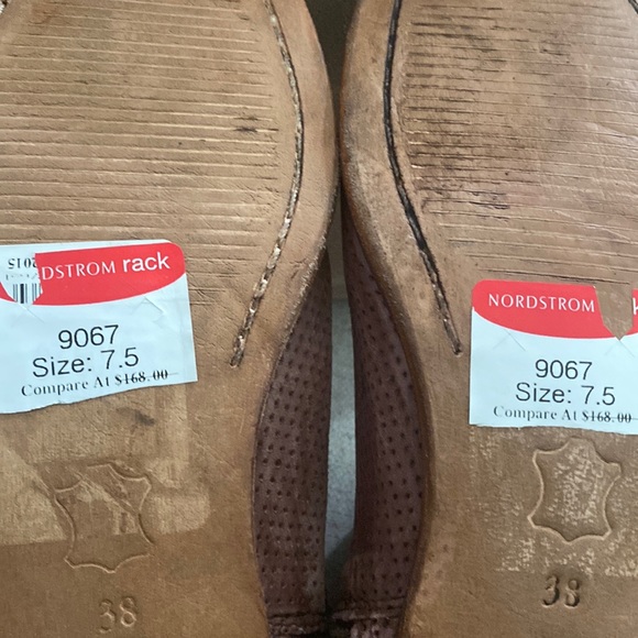 π FREE PEOPLE Pin Dot Distressed Leather Ankle Boots 5β Shaft Height Low Heel - Picture 11 of 11